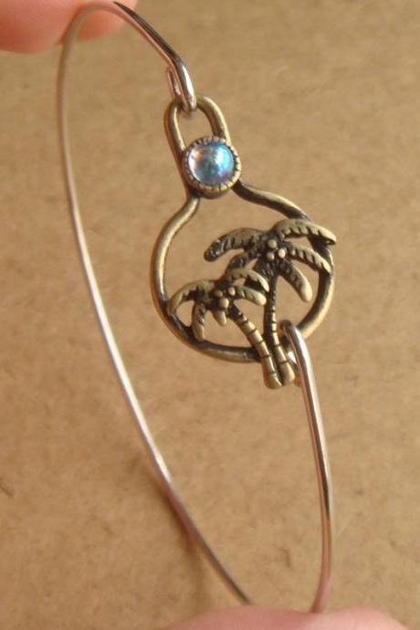 Tree Bangle Bracelet, Simple Everyday Jewelry, Elegant gift, Bridesmaid Gift, Bridal Wedding Jewelry