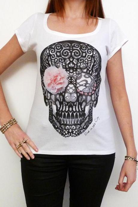 Flower Skull: Pretty T-shirt, Celebrity Picture 7015266