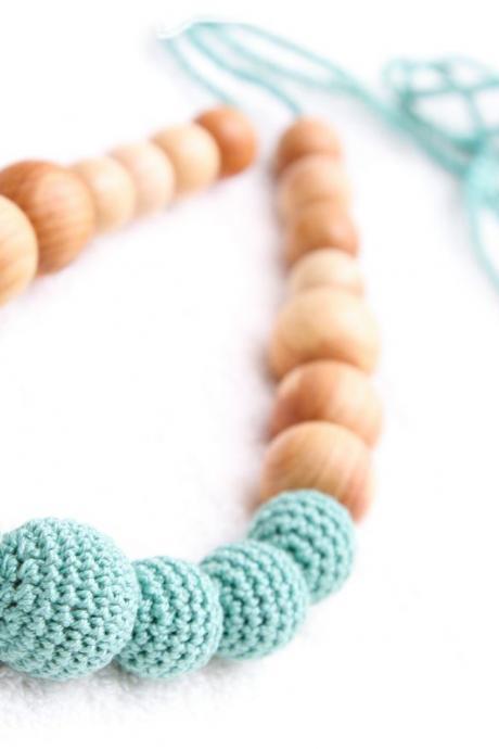  Juniper Nursing Necklace / Teething Necklace with mint green crochet beads