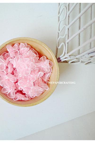 Organza Pink flower with pearl centered / pack 