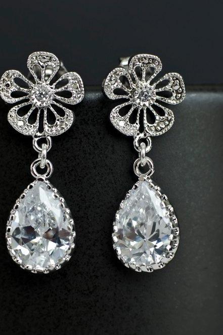 Bridal Earrings Bridesmaid Earrings Rodium Plated Cubic Zirconia Ear Posts with Cubic Zirconia Crystal Teardrops