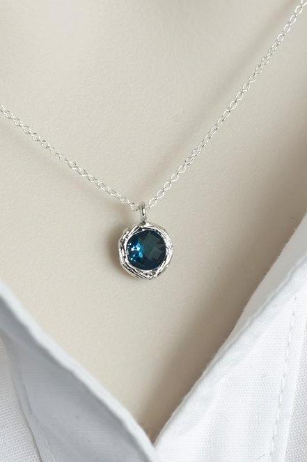 Blue Sapphire Necklace, Blue Sapphire round Drop Glass, Bridesmaids Gift, Dainty Everyday Necklace