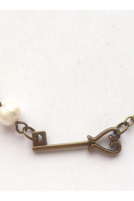 Antiqued Brass Key Natural Pearl Necklace