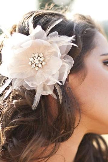 The Renee - Romantic Bridal Hair Fascinator