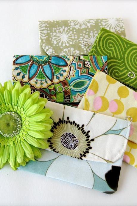 8 Mini Owls Felt Party Favors