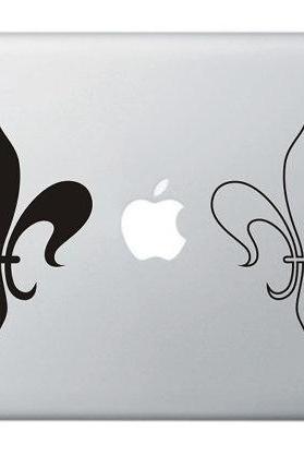 Petits Paris In Love French Fleur de Lis Apple Vinyl Sticker, Decal for Macbook, Macbook Pro, IPad, Laptops Tattoo