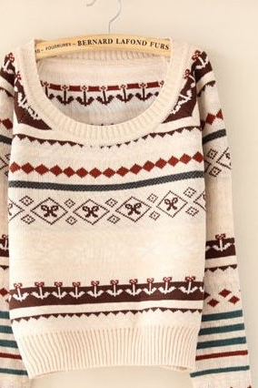 Argyle geometric flower pattern sweater