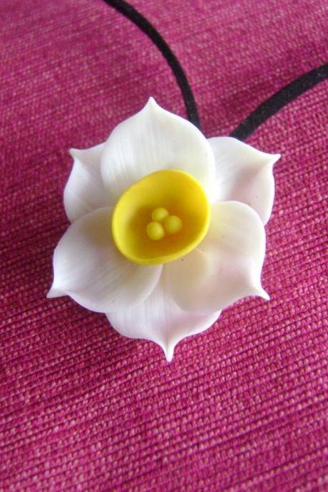 Daffodil Necklace. Clay Flower Necklace