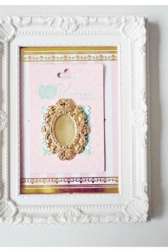 Gold Oval Flower Frame Resin Cabochon Embellishment For Cardmaking, Scrapbook, Decoration