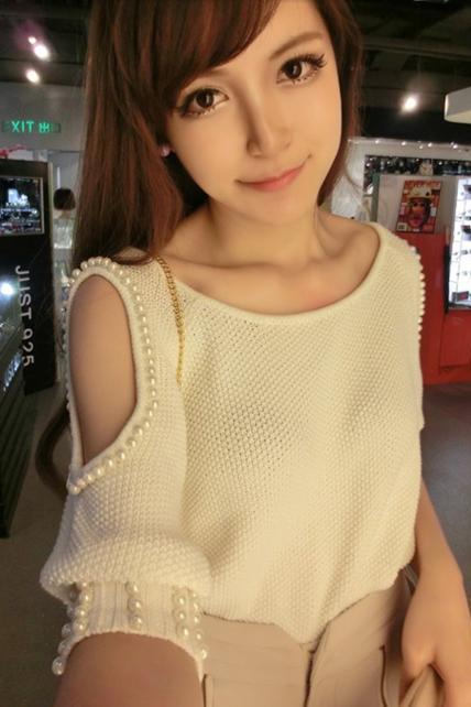 Elegant Round Neck Cut Out Half Sleeve Knitting Wool White Pullovers