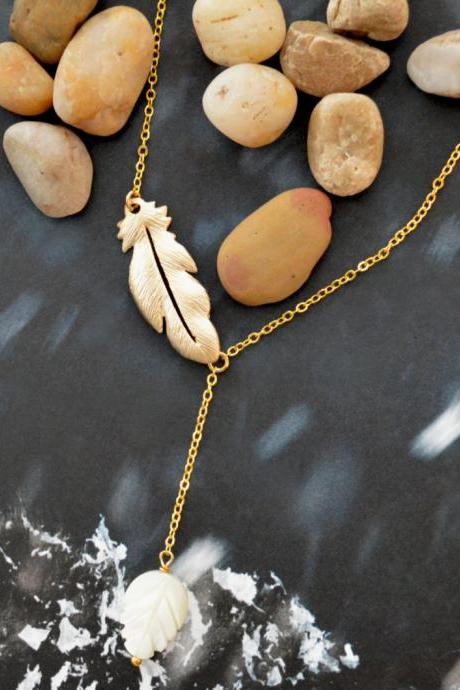 A-062 Feather pendant necklace, Seashell leaf necklace, Gold plated necklace/Bridesmaid gifts/Everyday jewelry/