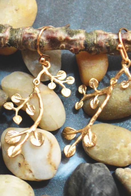 ) B-060 Pendant Earrings, Leaf Earrings, Branch Earrings, Gold Plated Earrings /bridesmaid Gifts/everyday Jewelry/