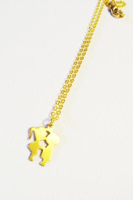 Vintage Retro Boy And Girl Kissing Gold Plated Necklace :) Cute Puppy Lovers First Pure Love