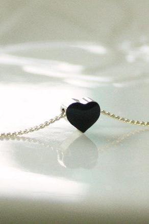 Black Tiny Heart Simple Necklace