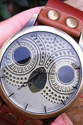Retro Owl Rivet Leather Watch