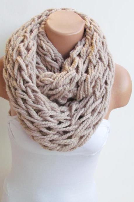 Infinity Stone Cream Scarf,neckwarmer,knitted Scarf, Circle Loop Scarf, Winter Accessories, Fall Fashion,chunky Scarf.cowl Scarf