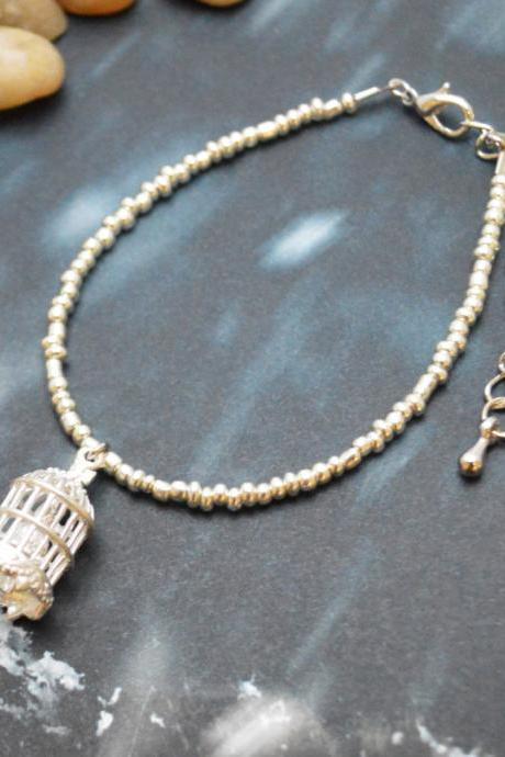 C-062 Silver Beaded bracelet, Seed bead bracelet, Bird cage bracelet, Pendant Bracelet, Simple bracelet, Charm bracelet/Everyday jewelry/