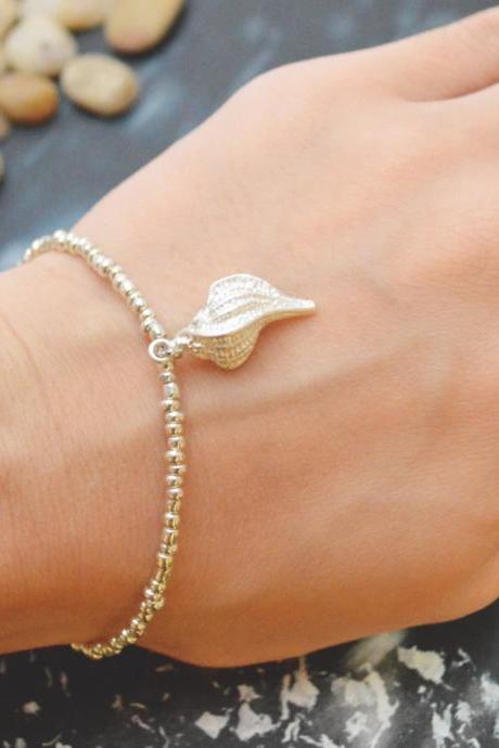 C-054 Silver Beaded bracelet, Seed bead bracelet, Seashell bracelet, Pendant Bracelet, Simple bracelet, Charm bracelet/Everyday jewelry/