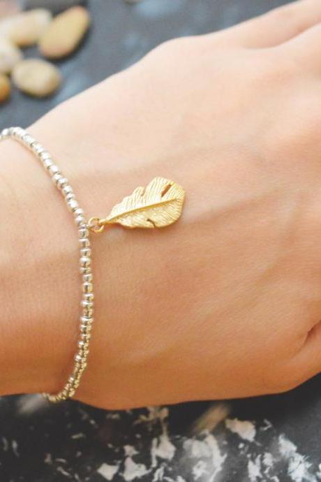 C-051 Silver Beaded bracelet, Seed bead bracelet, Feather bracelet, Pendant Bracelet, Simple bracelet, Charm bracelet/Everyday jewelry/