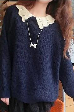 Wavy Collared Pullover Sweater