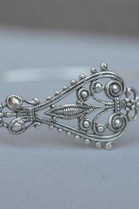 Silver Bangle Bracelet- Silver Bangle- Vintage Silver Bangle- Bridesmaids Gift Ideas- Casual Wear- Minimalist- Wire Bangle- Filigree