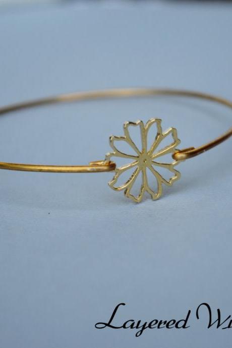 Flower Bangle Bracelet- Gold Bangle - Geometric Gold Bangle- Bridesmaids Gift Ideas- Casual Wear- Minimalist- Wire Bangle- Filigree