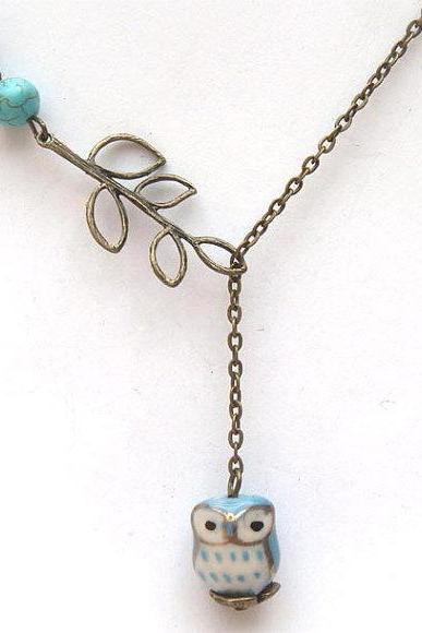 Fancy Antiqued Brass Leaf Turquoise Porcelain Owl Necklace