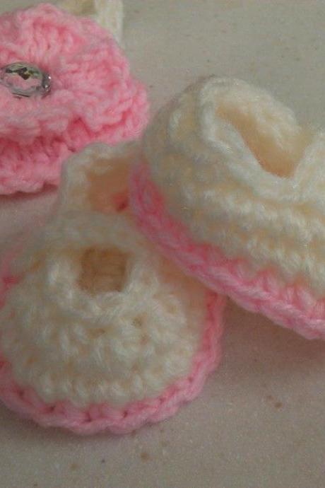 Pink White Mary Jane Booties Flower Headband Preemie Newborn 0-3 Months Crochet Photo Prop