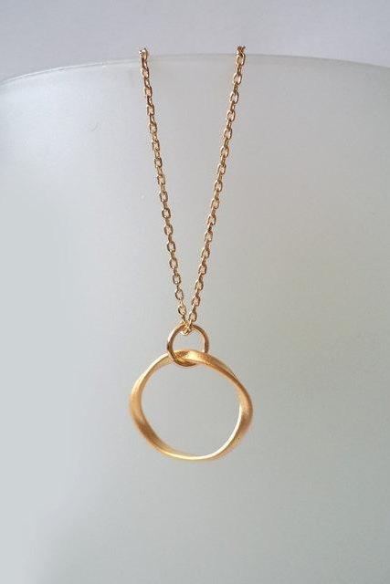 Gold Necklace. Circle Necklace. Gold Circle Necklace. Oval Necklace. Boho Chic Necklace. Bohemian Necklace. Bridal, Bridesmaids Gift.