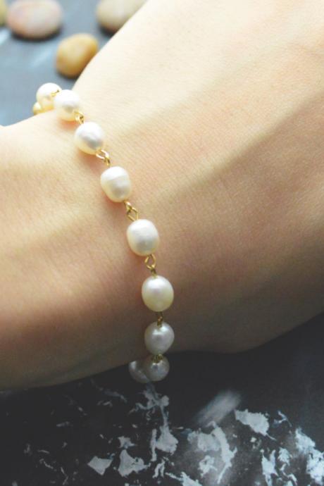 C-077 Rosary bracelet, White pearl bracelet, Stone bracelet, Cross bracelet, Metal beads, Gold plated/Everyday jewelry/