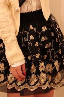 Retro Inspired High Waist Embroidered Black Floral Skirt