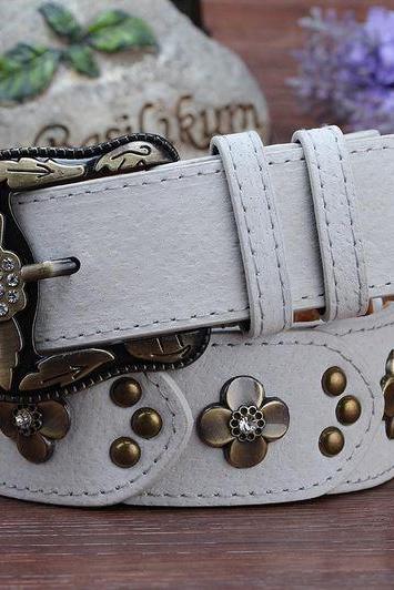 Gorgeous White Vintage Style Genuine Leather Belt With Beautiful Faux Diamonds