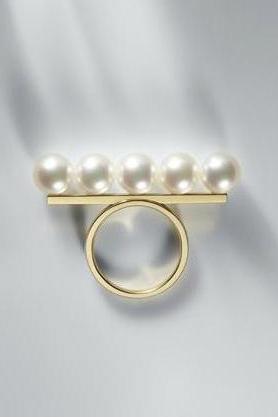 Simple and elegant personality Pearl Ring size us 6-8