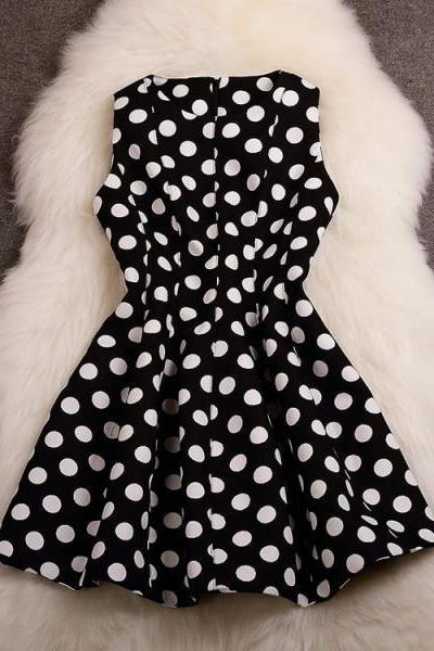 Adorable Tank Style V Neck Polka Dot Print Ball Gown Dress - Black