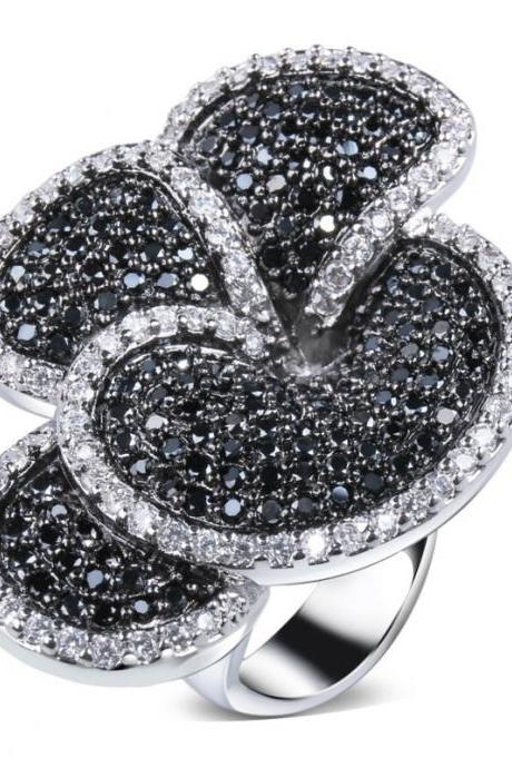 Iconic Black & White Fashion Flower Look Women Rings Top Quality Cubic Zirconia Hand Made Setting Real Platinum Plated Lead Free