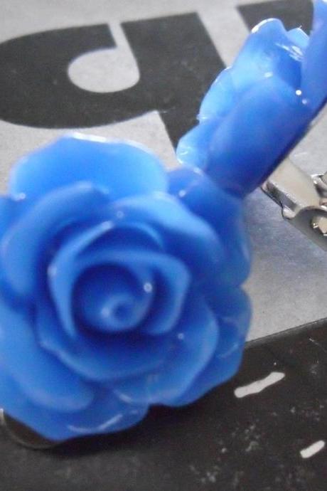 Royal Blue Vintage Resin Rose CLIP ON earrings FLOWER clip-ons
