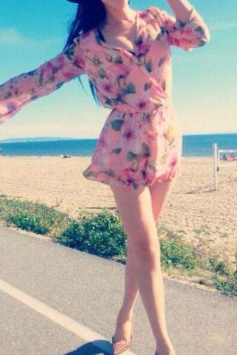 Floral Print Long Sleeve Low-Cut V Neck Shorts Jumpsuit