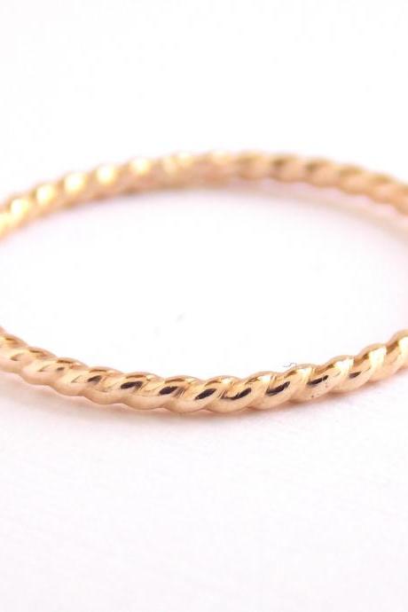 Gold-filled Simple Twist Ring - 14K Gold-filled ring, dainty ring, simple ring, stacking ring, skinny ring, gold ring, small ring