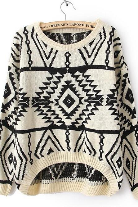 Cute Long and Short In Front Geometry Long Sleeve Sweater