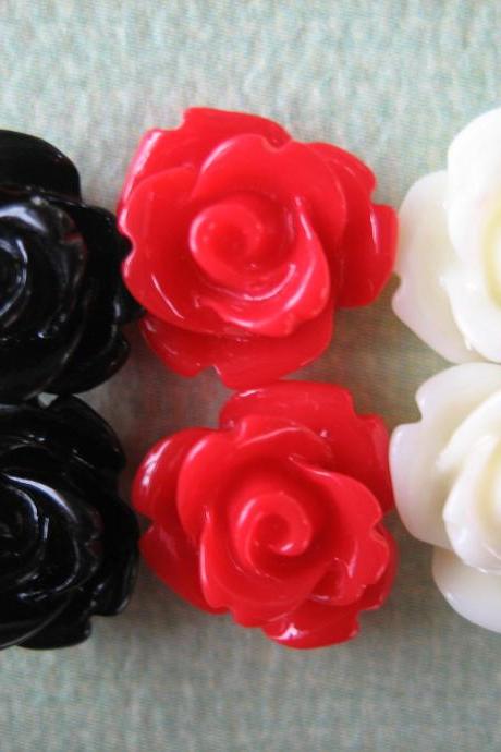 6pcs - Mini Rose Flower Cabochons - 10mm - Resin - Black, Red And Vanilla - Cabochons By Zardenia
