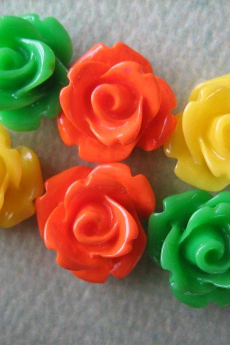 6pcs - Mini Rose Flower Cabochons - 10mm - Resin - Yellow, Green And Orange - Cabochons By Zardenia
