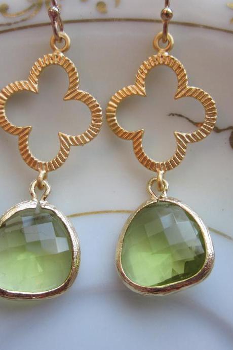 Peridot Earrings Green Gold Clover Connectors - Bridesmaid Earrings - Bridal Earrings - Wedding Earrings