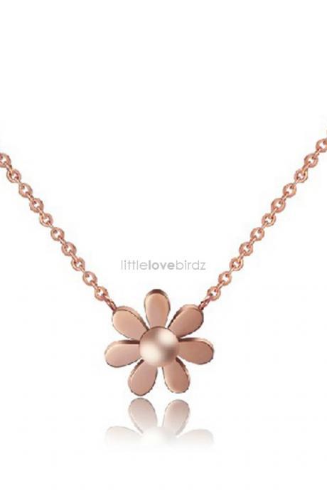 18K Rose Gold Daisy Flower Necklace with Chain