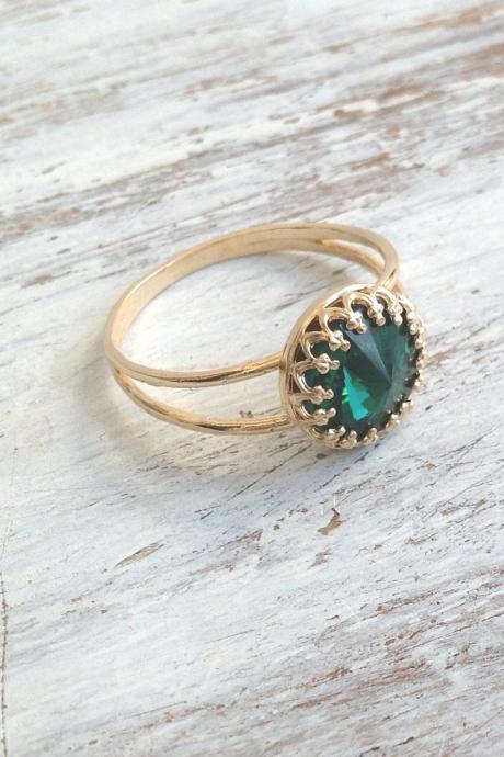 Stacking ring, Gold filled ring, emerald ring, green jewelry, stackable ring, gold and green B3