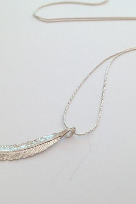 Feather necklace, silver necklace, silver feather necklace, dainty necklace, everyday necklace, 1gift for her - 030