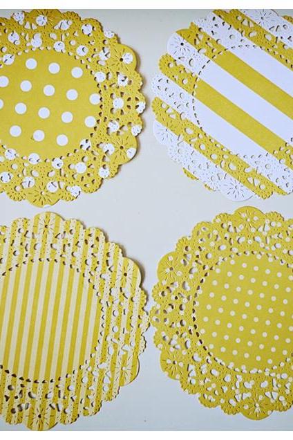 4 Parisian Lace Doily Yellow Polka Dot &amp;amp;amp; Stripe / Pack