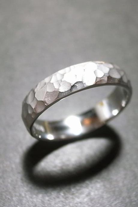 5mm Matte Hammered Men's Wedding Ring