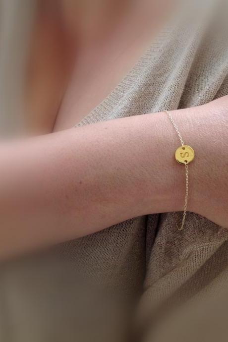 Gold initial bracelet, initial, hand stamped personalized ,monogram bracelet, letter bracelet, friendship, anklet, gold filled -533