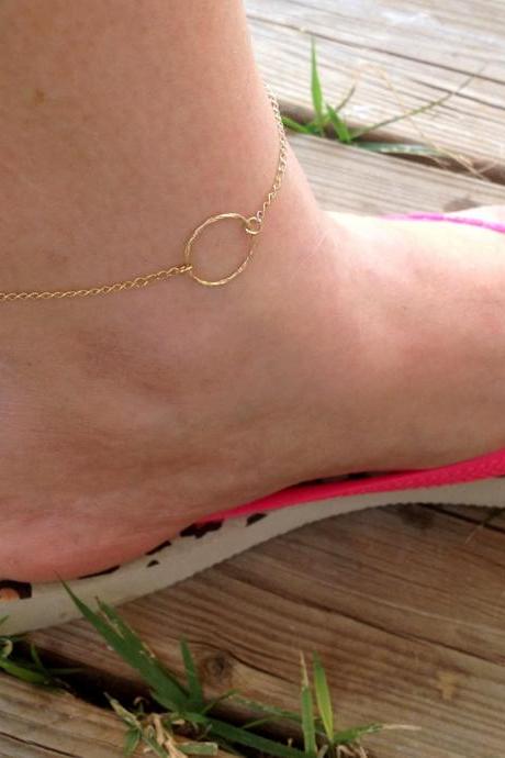 Gold anklet, circle anklet, simple, tiny circle anklet, delicate bracelet, gold circle, goldfilled -586