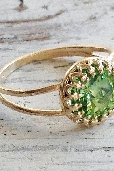 Peridot ring, Gold ring, gemstone ring, cocktail ring, stacking ring, August birthstone ring 7019